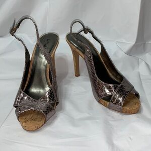 Kelly & Katie Silver with Pink Hue Faux Akin Heeled Sandal Size 9 3123478 Cork